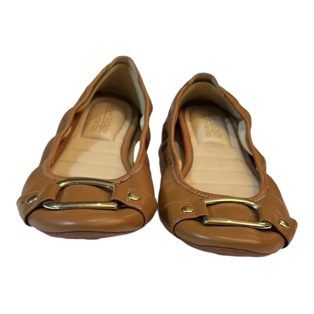 Adam Tucker by Me Too Nellie Tan Leather Ballet Flat Gold Buckle Size 7.5 - Picture 8 of 11